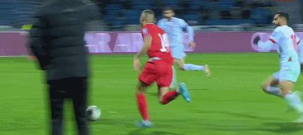 巴勒斯坦球员展现出色技术，成为关键先生的简单介绍