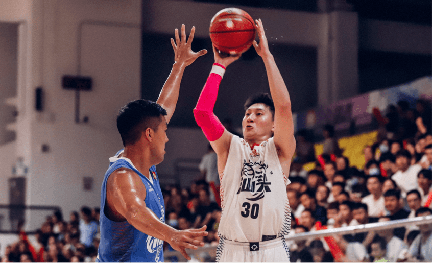 西藏男篮逆转艰难胜利,全队欢呼的简单介绍 西藏男篮逆转艰难胜利,全队欢呼的简单介绍