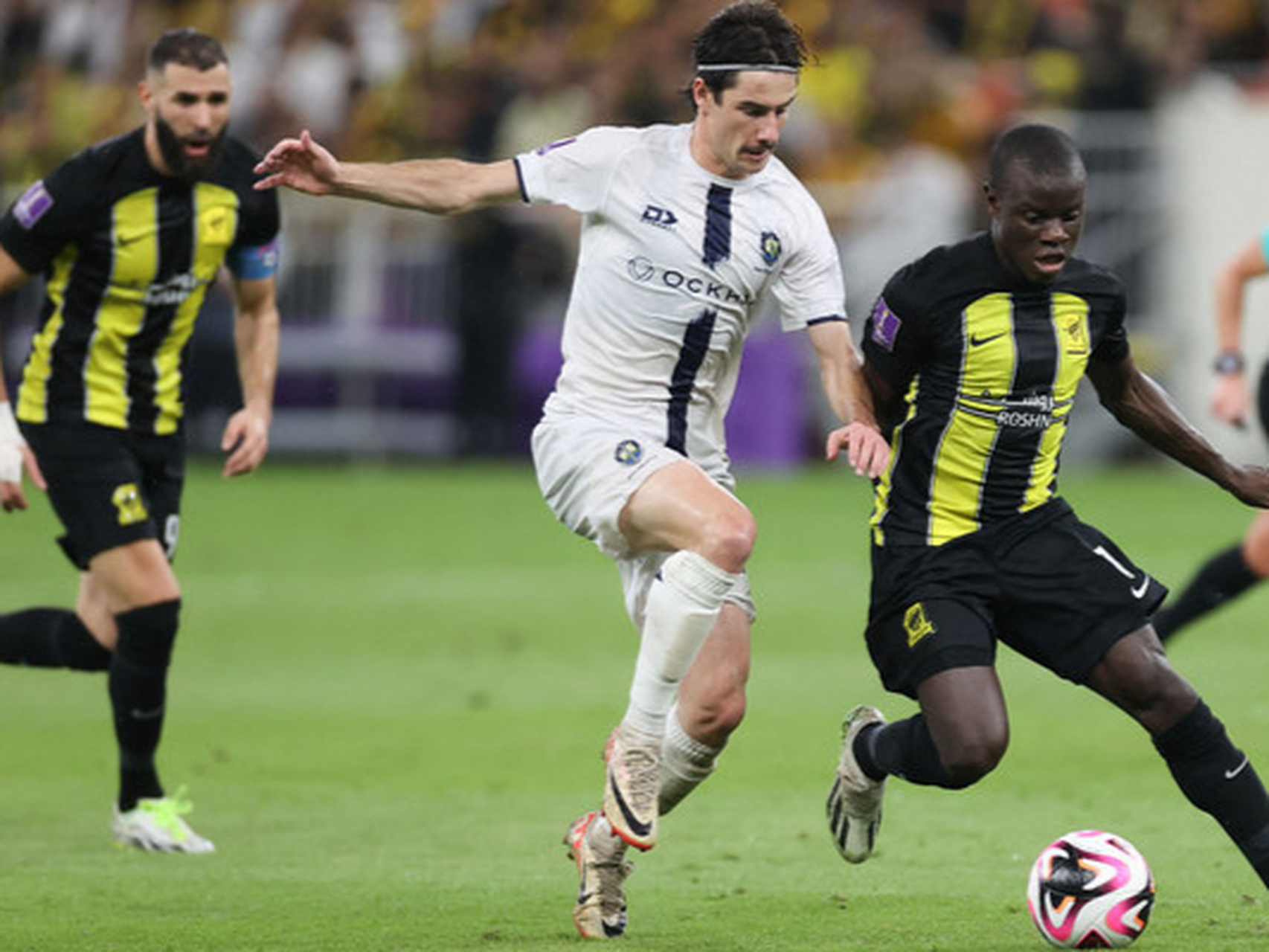 深度解读：奥克兰城世俱杯战术演练的简单介绍