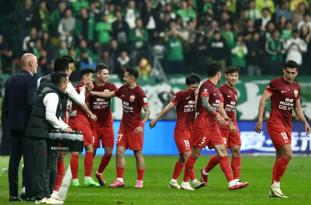 关于泰达客场大胜上港,积分追赶中游的信息 关于泰达客场大胜上港,积分追赶中游的信息