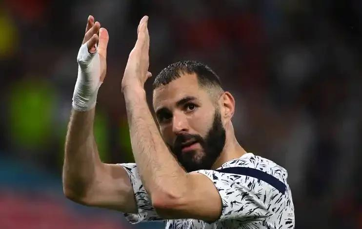 赛前专访：博卡青年主帅谈世俱杯目标的简单介绍