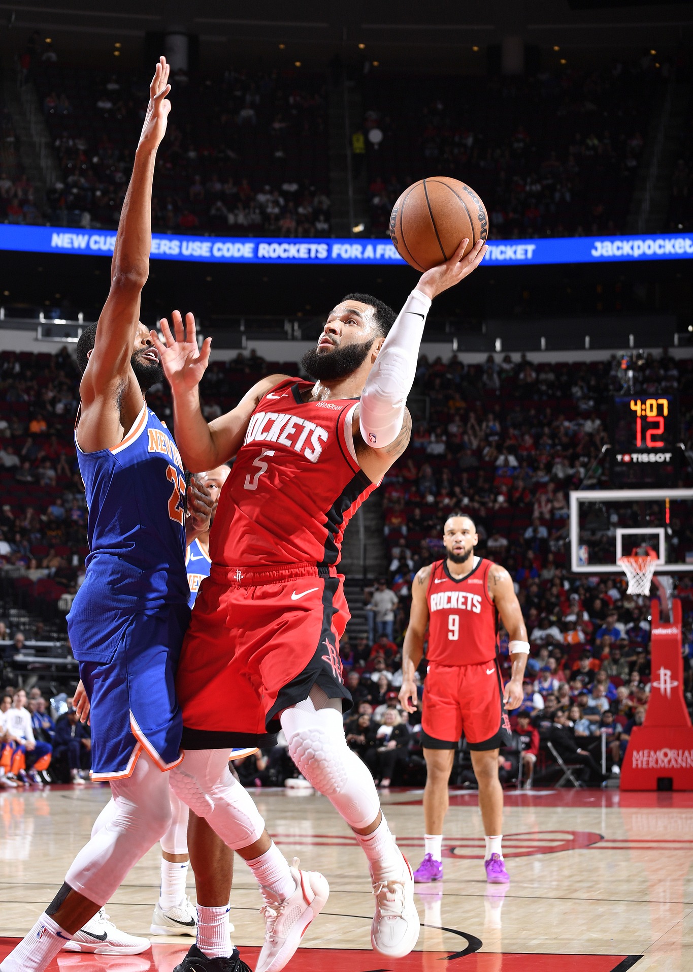 包含火箭球员因伤缺席比赛,对阵尼克斯的胜算减少的词条 包含火箭球员因伤缺席比赛,对阵尼克斯的胜算减少的词条