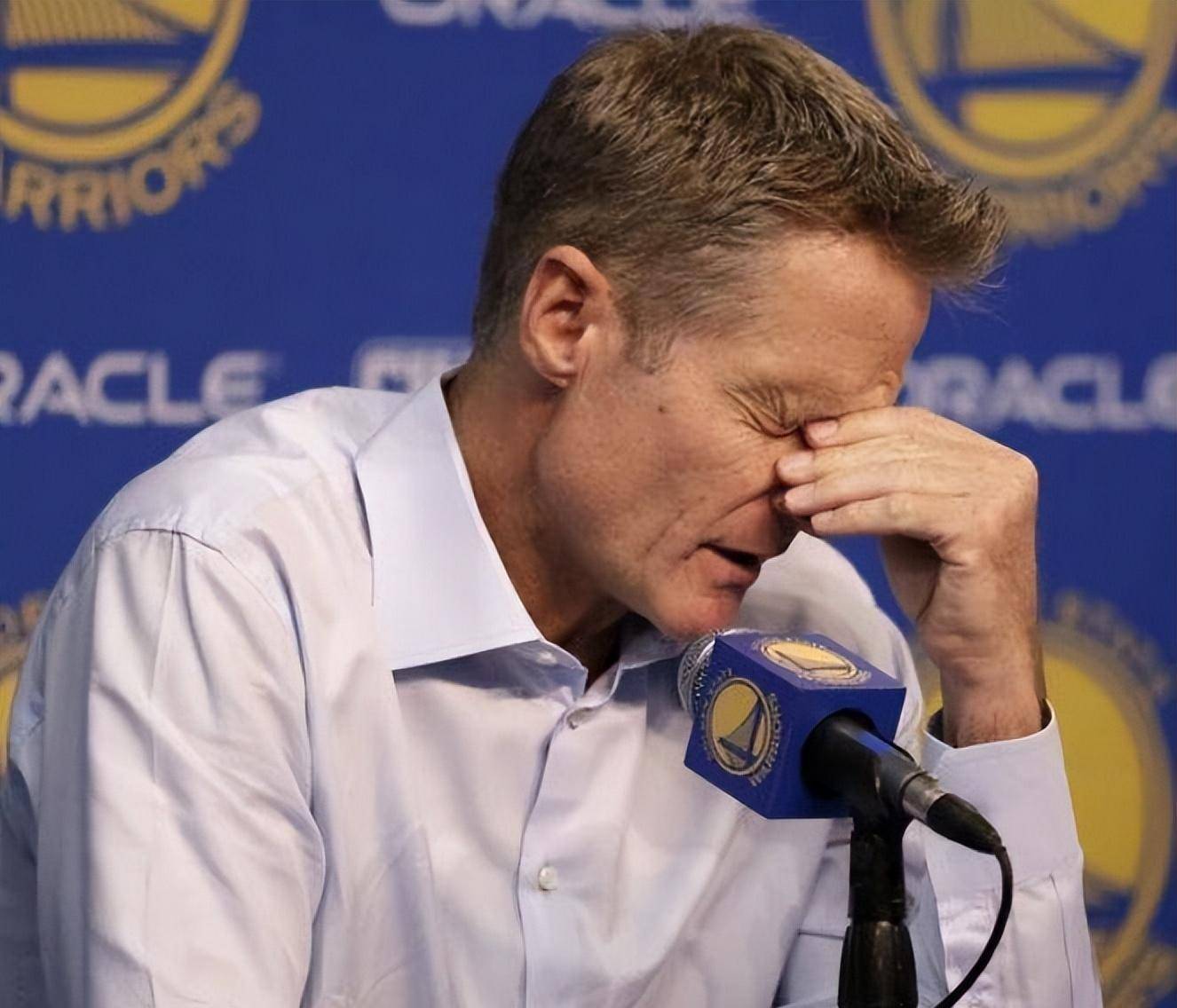 关于独行侠后卫失常，球队连败局势恶化的信息