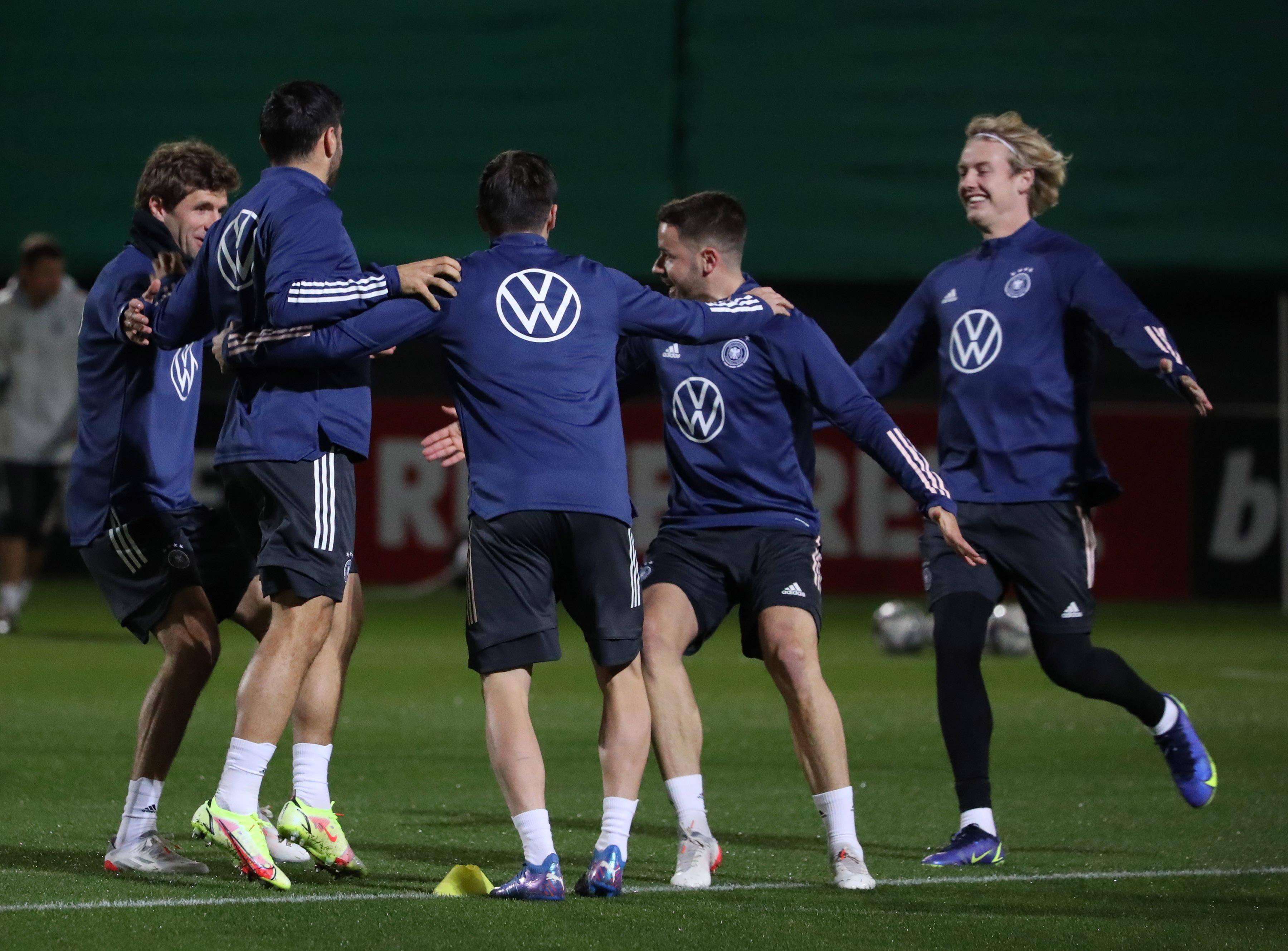 德国国家队在国际赛事中表现出色，晋级