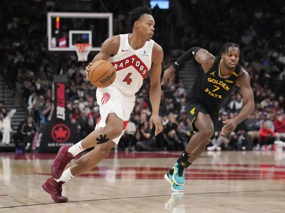 猛龙队突围成功，雄鹿队遗憾失利