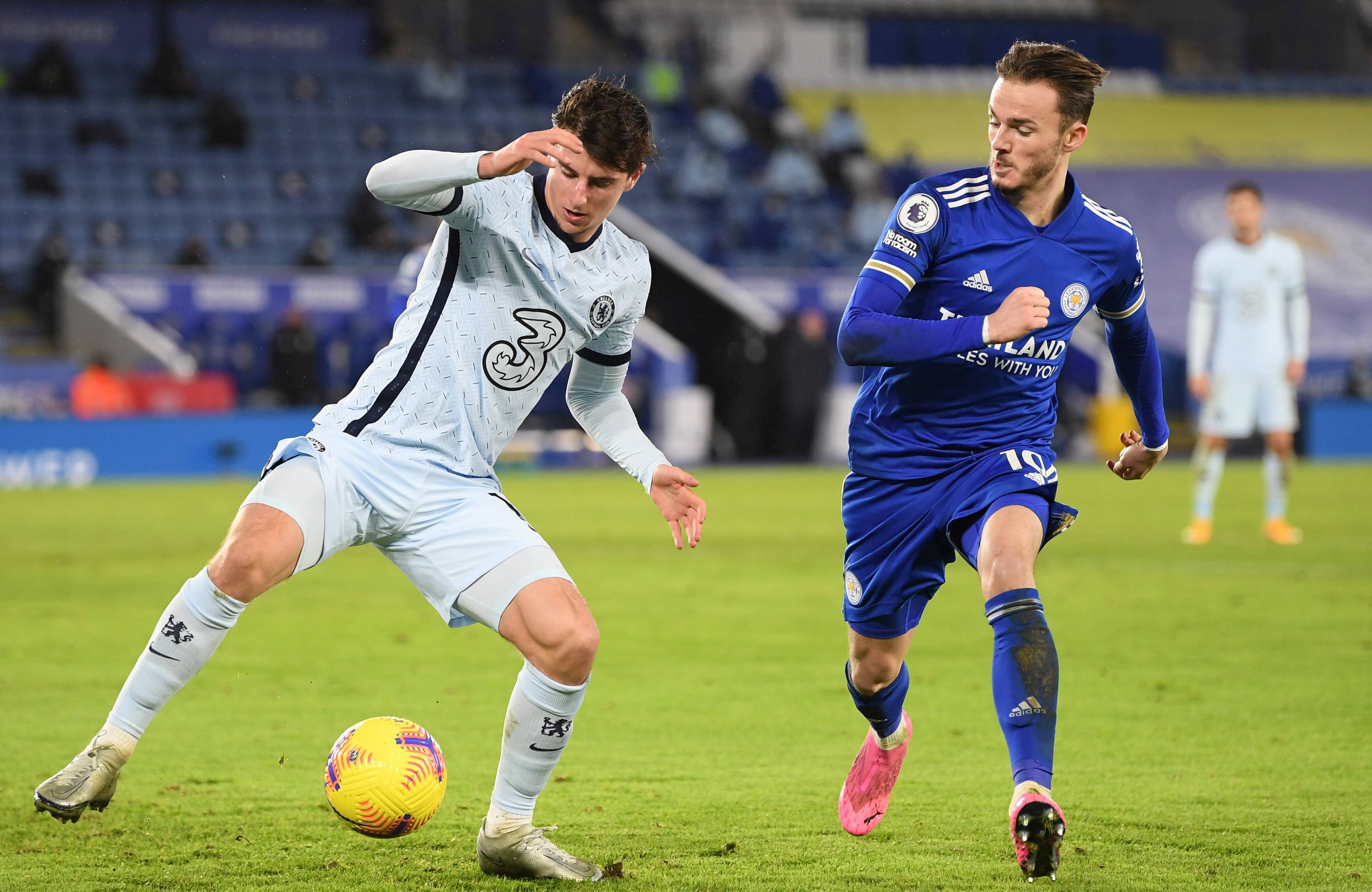 包含卡利亚里主场大败，近况不佳的词条