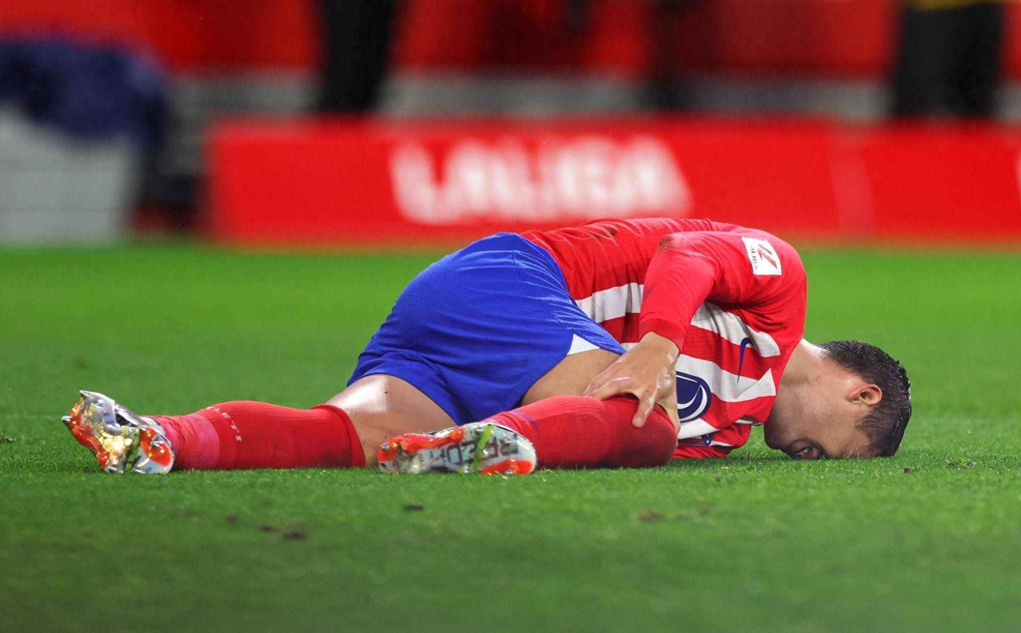 开云下载-塞维利亚客场惨败，遭遇三连败的简单介绍