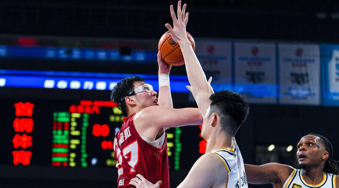 开云官网-乍得队在比赛中获得惨败，需反思