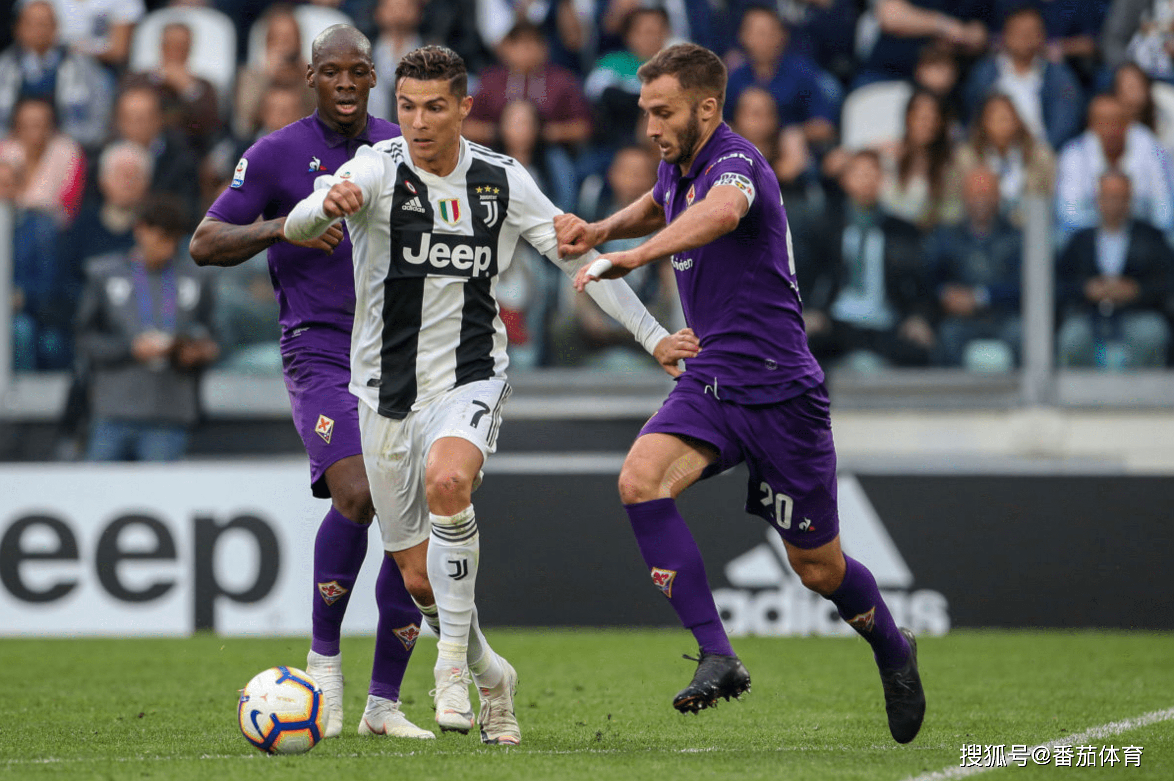 尤文客场大胜巴勒莫，巩固榜首位置