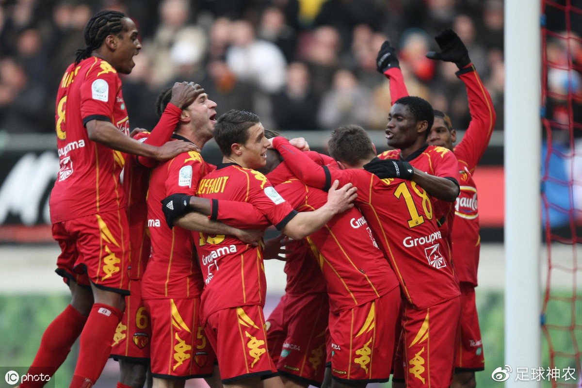 包含俄罗斯主场大胜塞浦路斯,晋级希望高涨的词条 包含俄罗斯主场大胜塞浦路斯,晋级希望高涨的词条