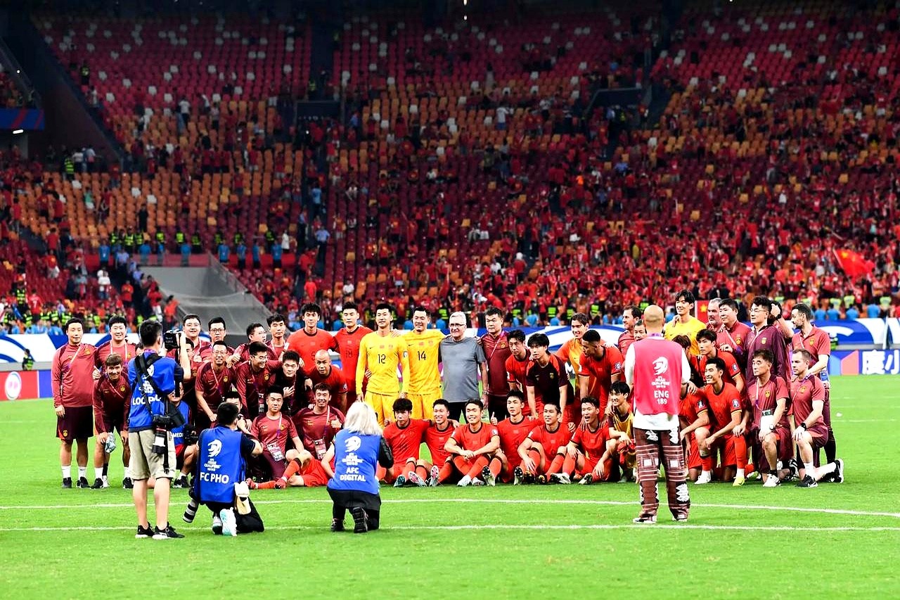 球队在比赛中取得了出人意料的胜利 球队在比赛中取得了出人意料的胜利