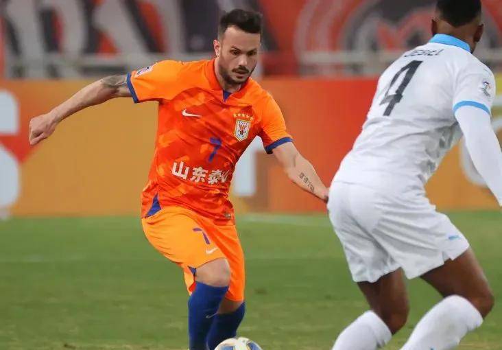 山东泰山主场大胜，球队势如破竹的简单介绍