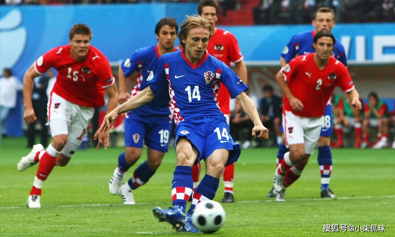 克罗地亚对斯洛伐克豪取胜利，庆祝欢腾精彩绝伦