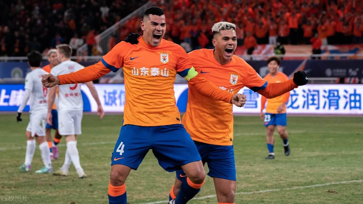 开云官网-申花横扫鲁能，全面击败对手领先优势凸显的简单介绍