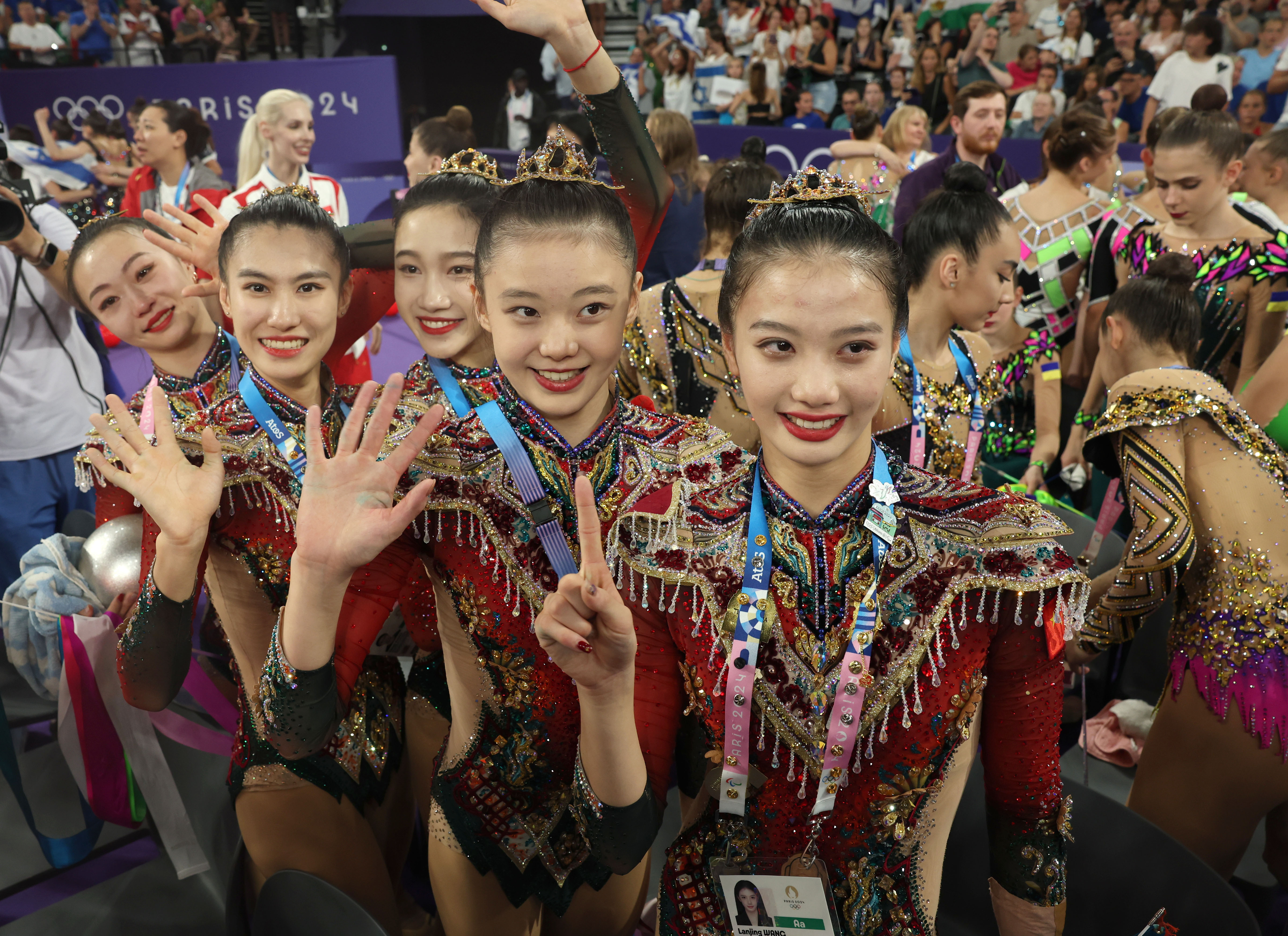 巴黎体操队飒爽登场,斩获多枚奖牌 巴黎体操队飒爽登场,斩获多枚奖牌