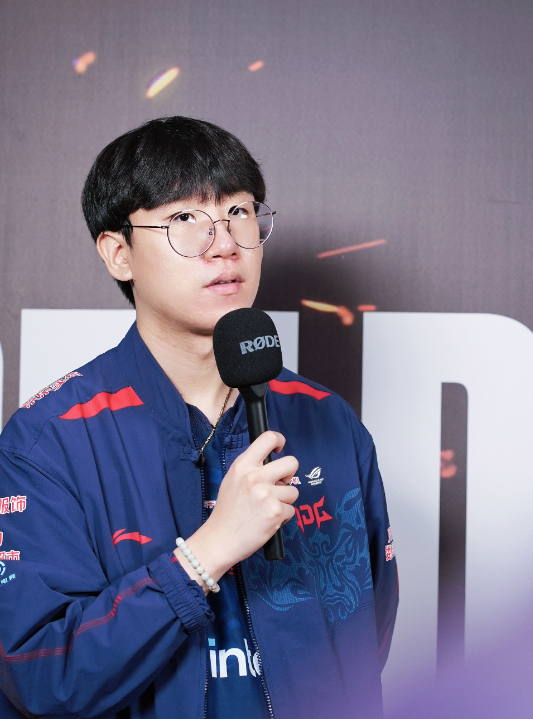 包含CLG轻取EDG,Ruler打出惊人五杀宿敌对决入围赛,点燃全场激情的词条 包含CLG轻取EDG,Ruler打出惊人五杀宿敌对决入围赛,点燃全场激情的词条