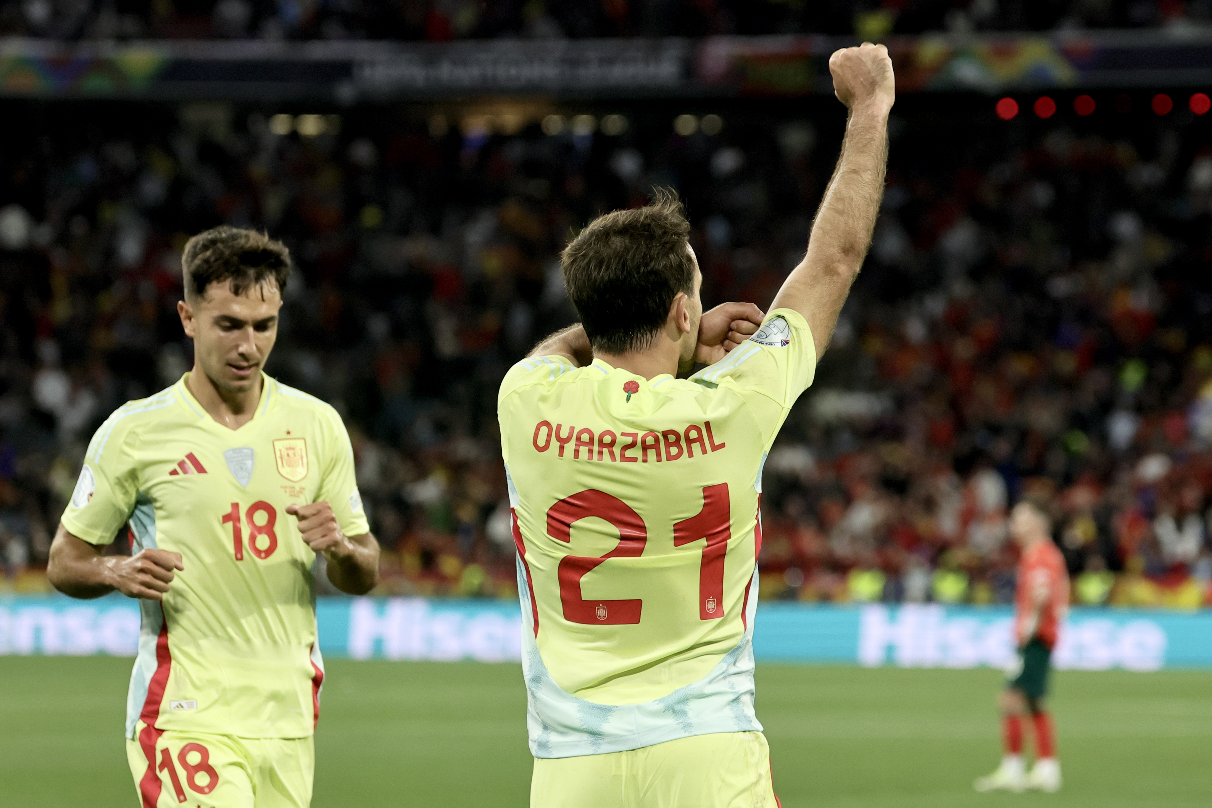 葡萄牙球队艰难晋级,赢得掌声 葡萄牙球队艰难晋级,赢得掌声