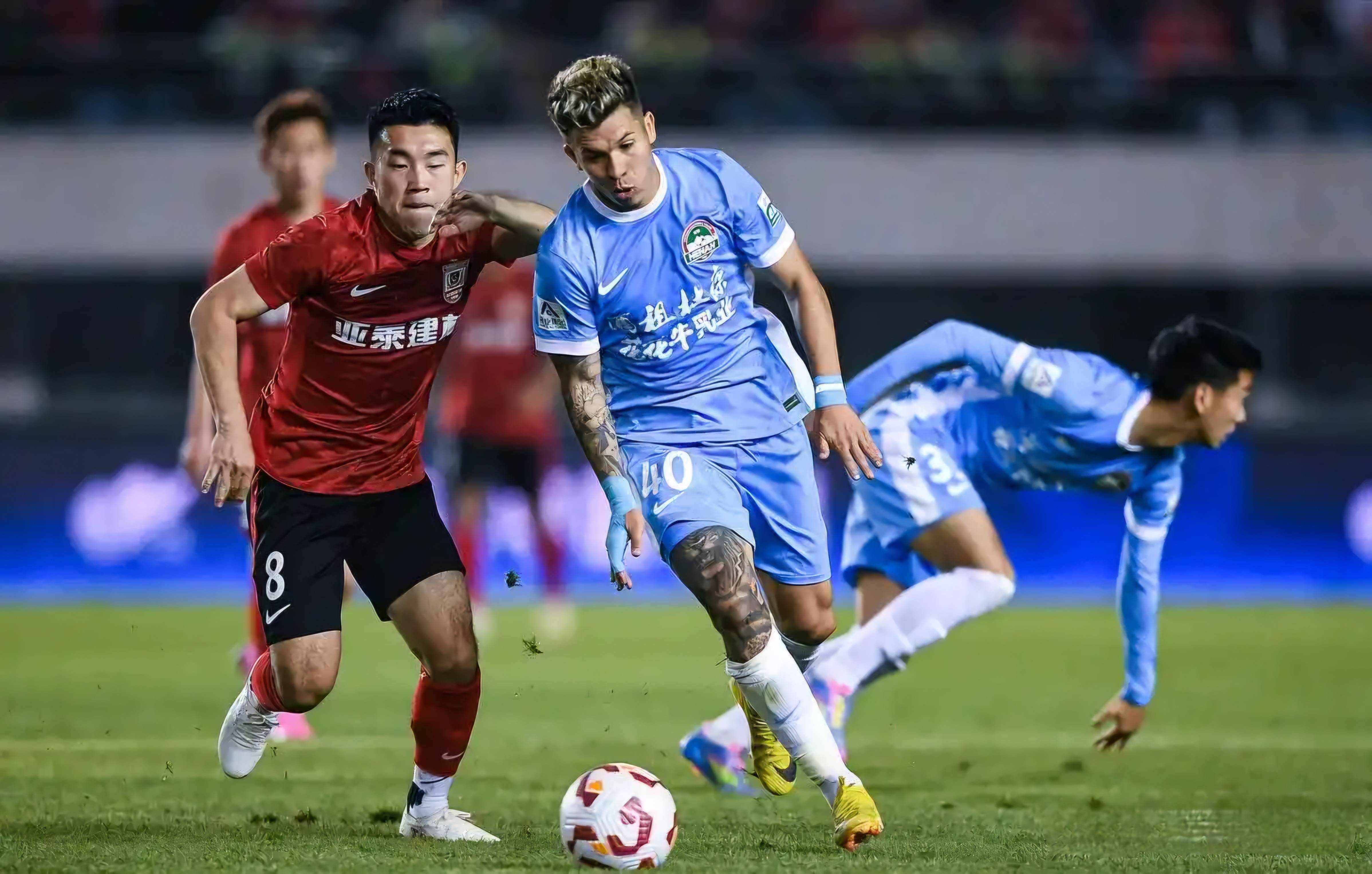 关于长春亚泰客场惨败,连续遭遇两连败的信息 关于长春亚泰客场惨败,连续遭遇两连败的信息