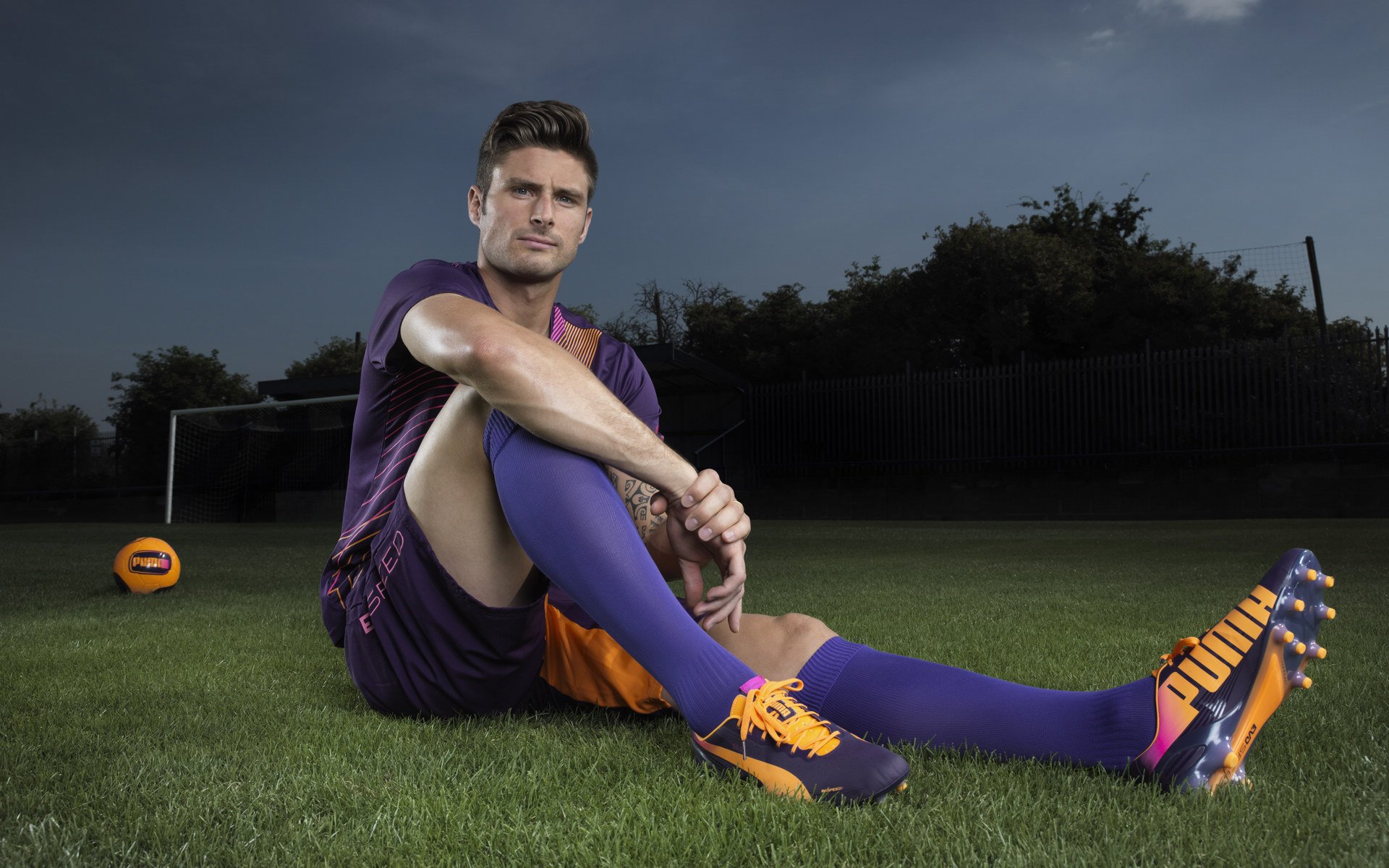 星光奔袭北美之夜,萨卡如何成为绿茵史诗的大场面先生