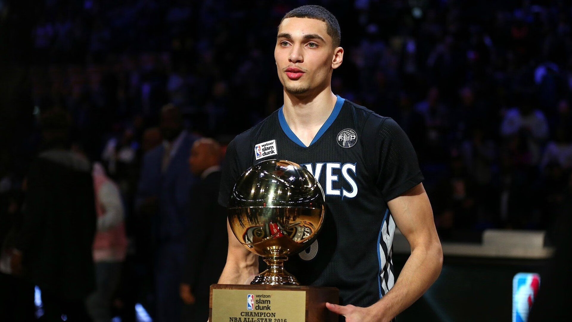 跨界唯一性，安哥拉足球碾压牙买加，迪马利亚NBA季后赛封神