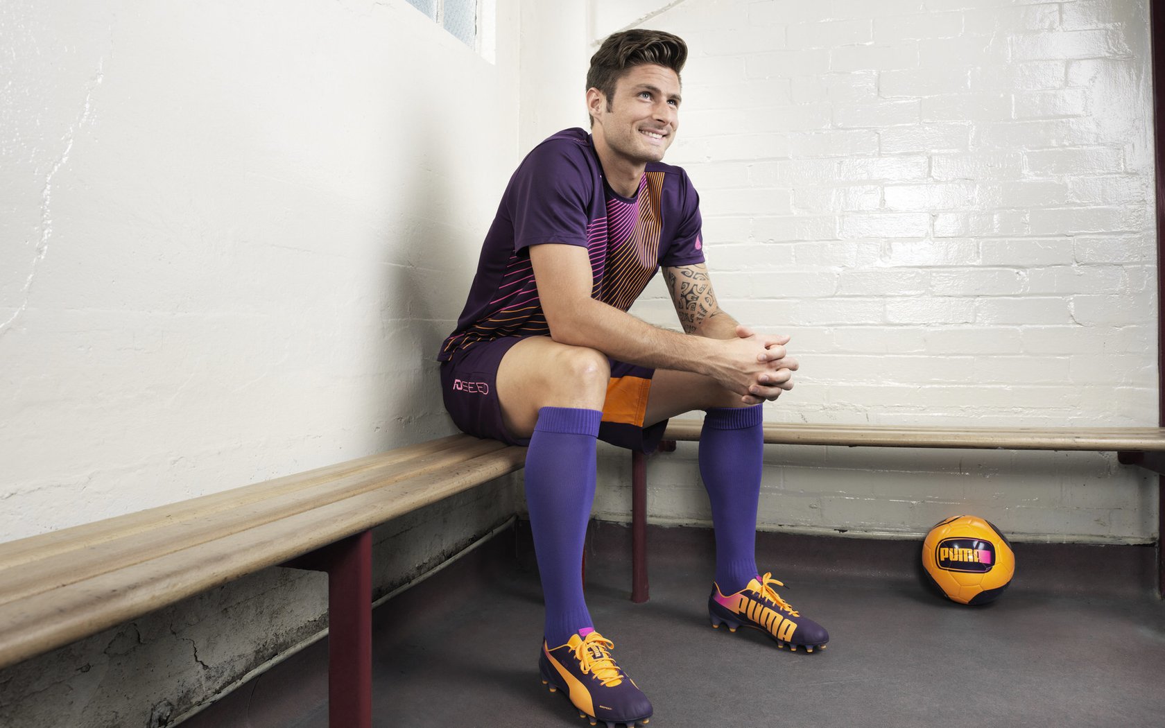 新王当立，拉沃尔杯的革新魅力如何让戴维斯杯黯然失色