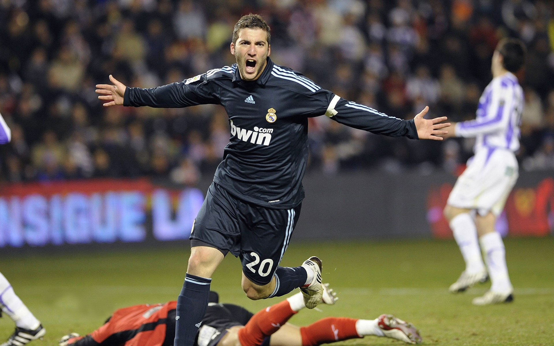 新王崛起，法国羽坛横扫泰国，安赛龙独领风骚惊艳四座